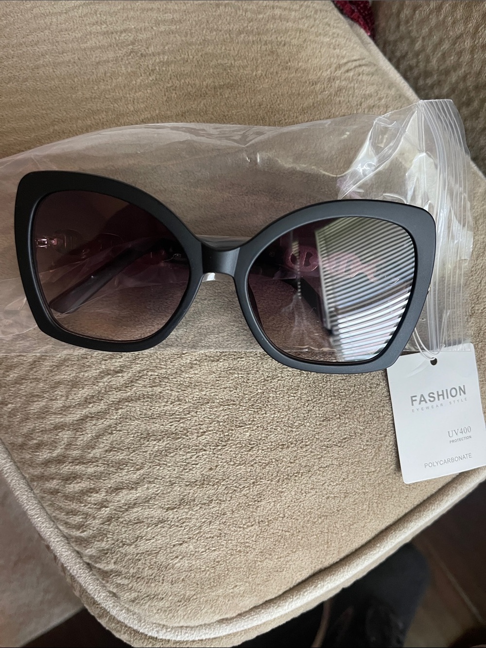 Fashion eyewear oversized sunglasses NWT